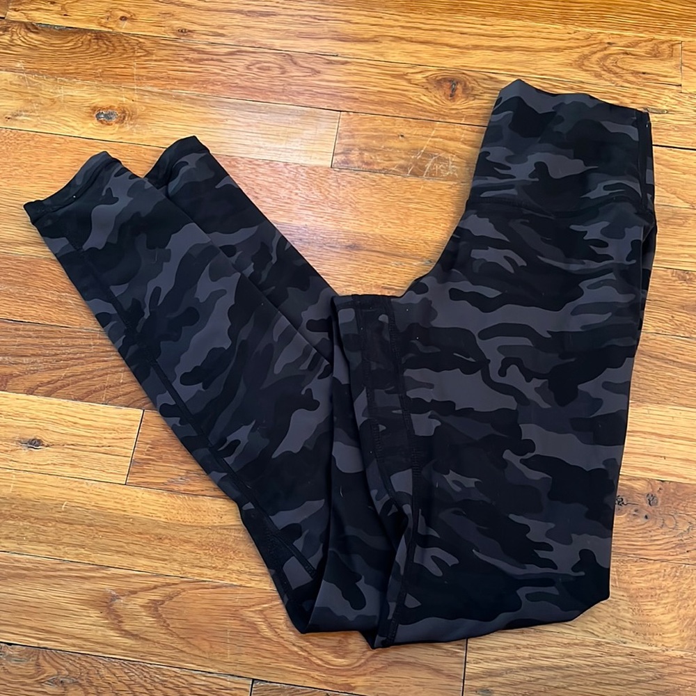 Camo leggings